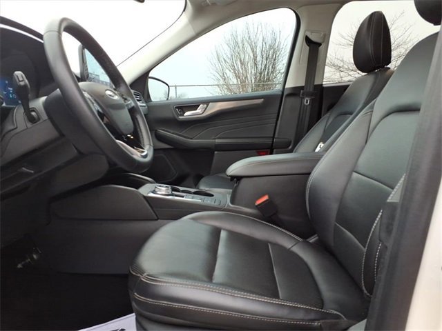 Certified 2022 Ford Escape Titanium image 13