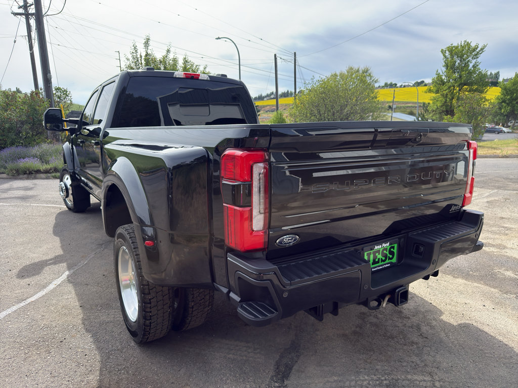 Certified 2026 Ford F450 Platinum AWD/4WD image 9