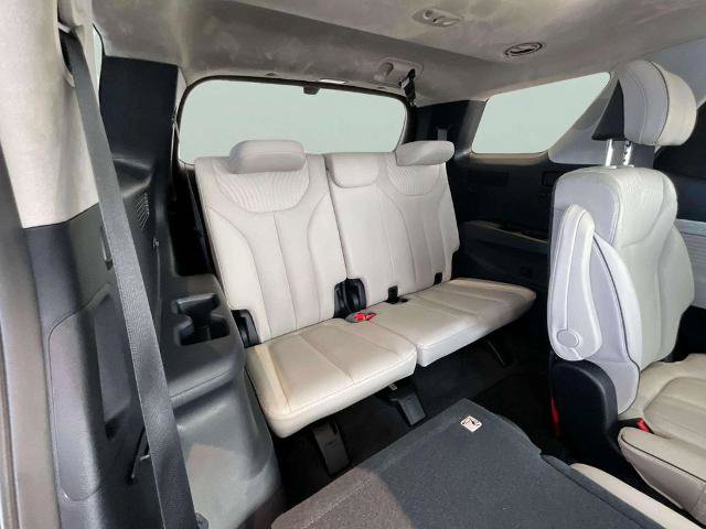 Used 2023 Hyundai Palisade Calligraphy w/ Cargo Package AWD/4WD image 23