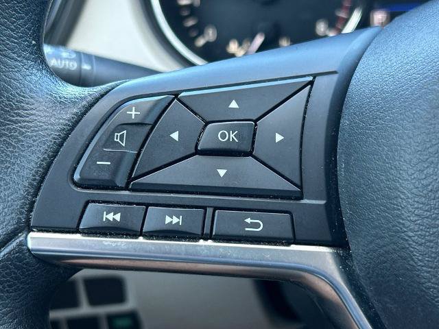 Used 2019 Nissan Rogue Sport SV FWD image 27