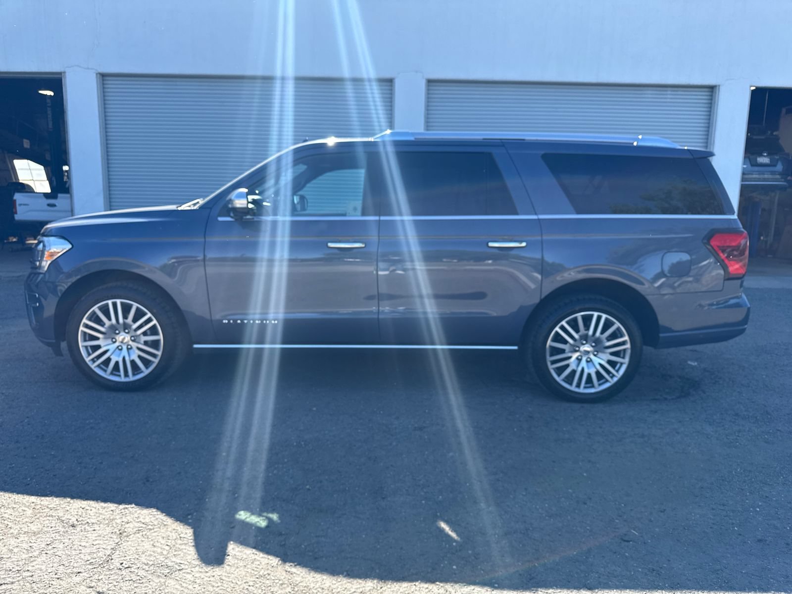 Certified 2023 Ford Expedition Max Platinum AWD/4WD image 2