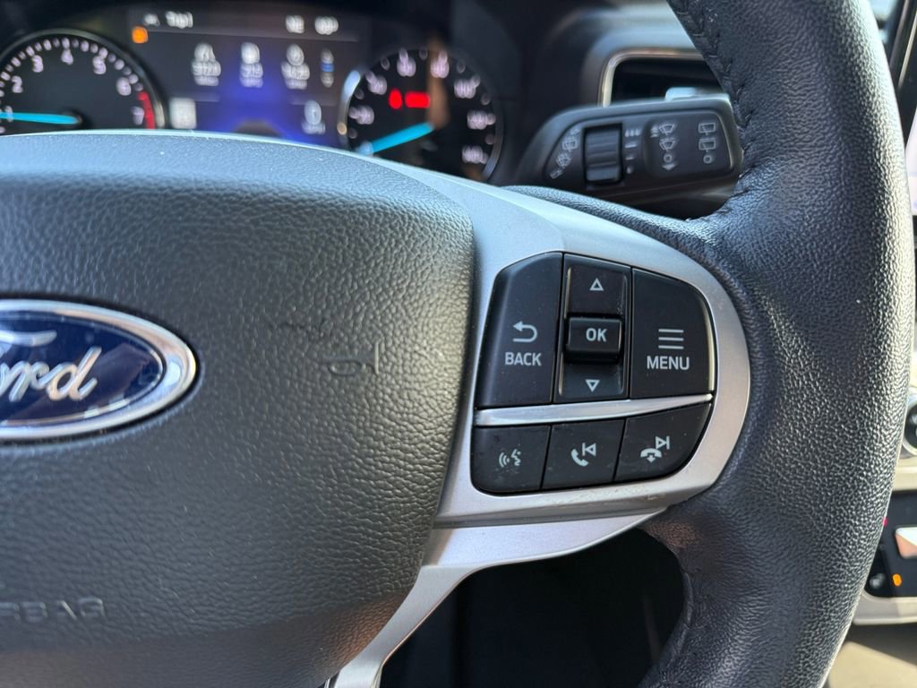 Certified 2022 Ford Explorer XLT w/ Equipment Group 202A image 21