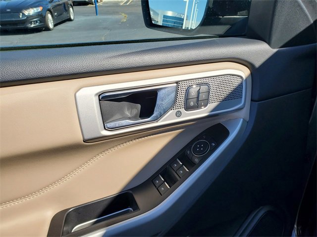 Certified 2022 Ford Explorer Limited w/ Equipment Group 301A image 11