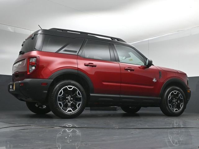 Certified 2025 Ford Bronco Sport Outer Banks w/ Outer Banks Tech Package+ AWD/4WD image 44