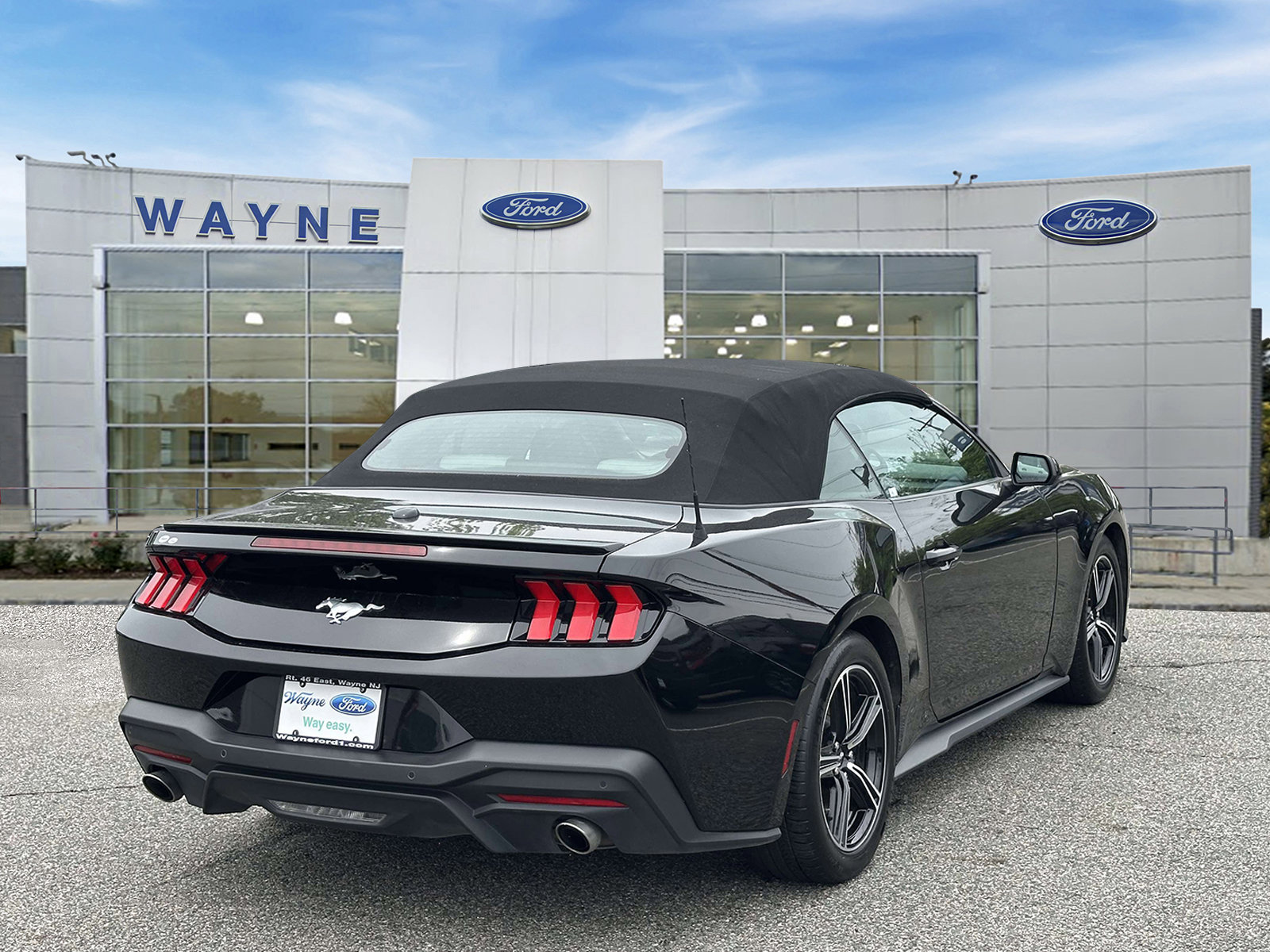Certified 2024 Ford Mustang Premium RWD image 5