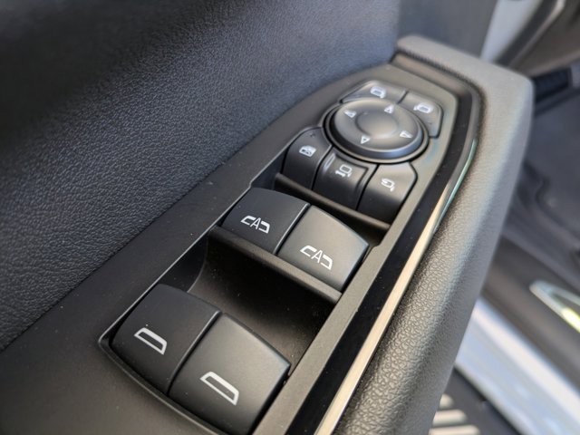 Used 2025 GMC Sierra 3500 AT4 image 21