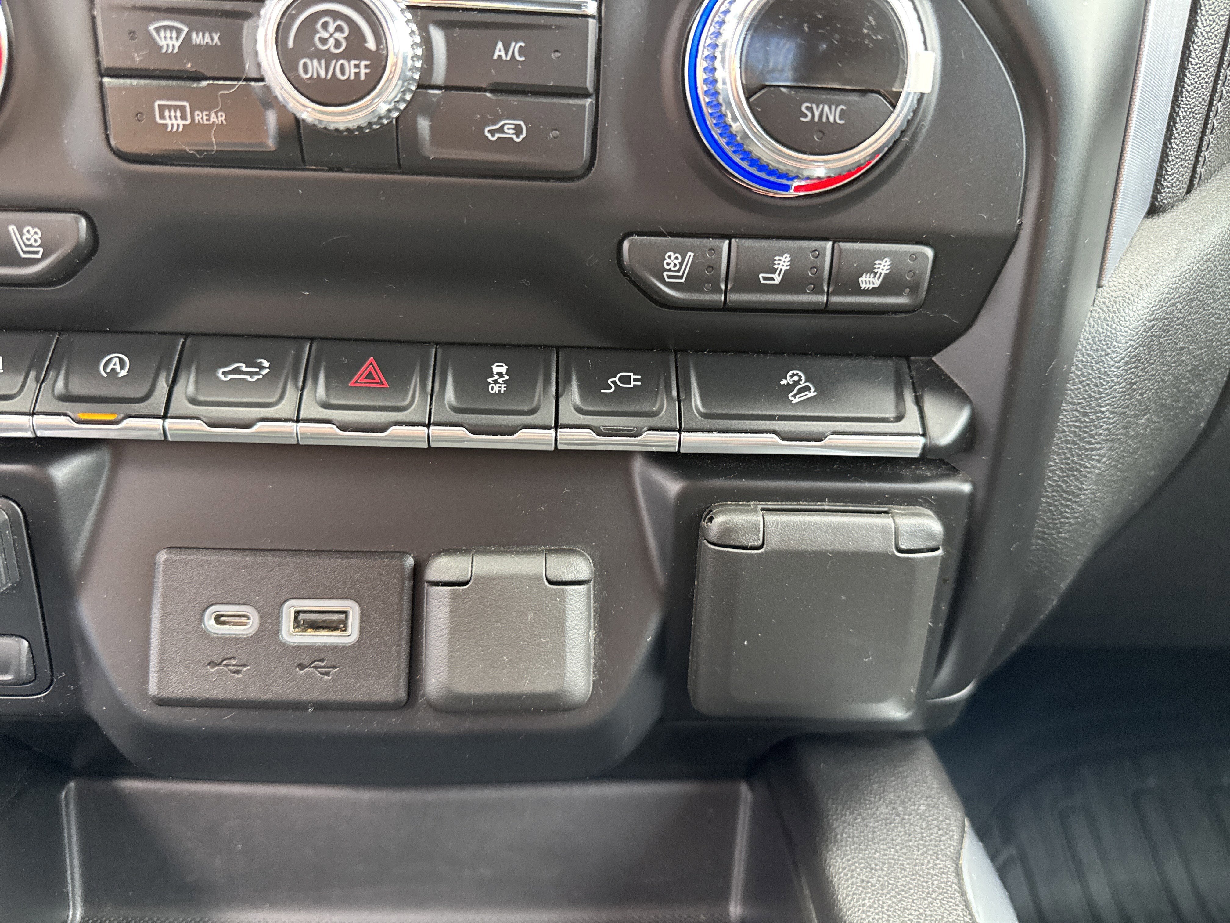 Used 2019 GMC Sierra 1500 SLT w/ SLT Premium Package image 56