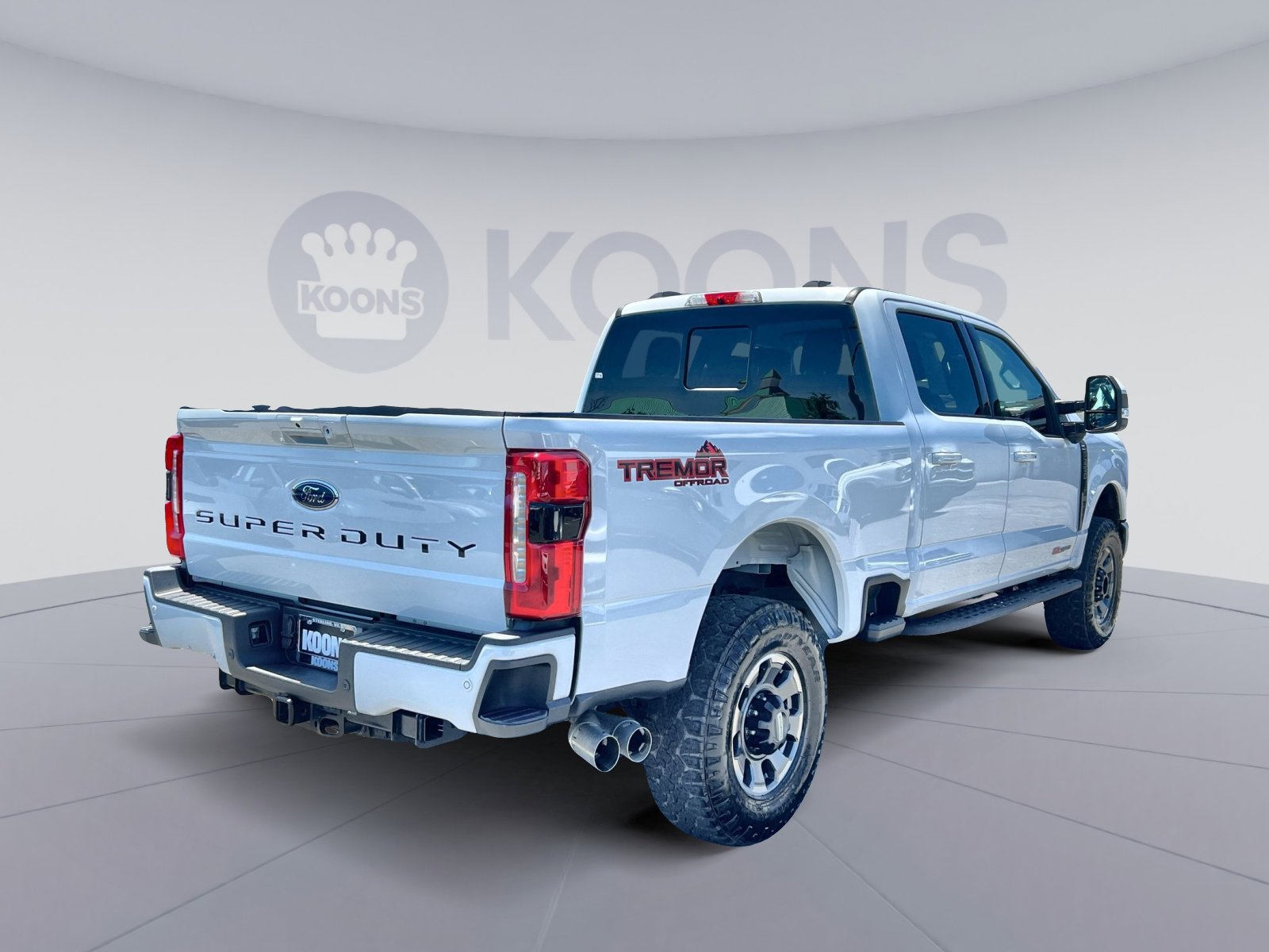 Certified 2023 Ford F250 Lariat w/ Tremor Off-Road Package AWD/4WD image 16
