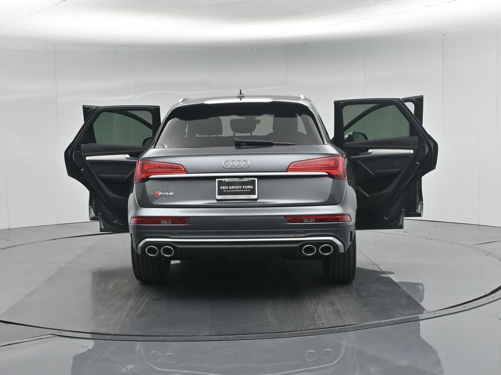 Used 2021 Audi SQ5 Premium w/ Convenience Package AWD/4WD image 32