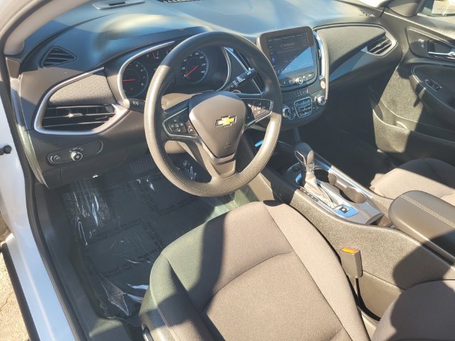 Used 2025 Chevrolet Malibu LT FWD image 12