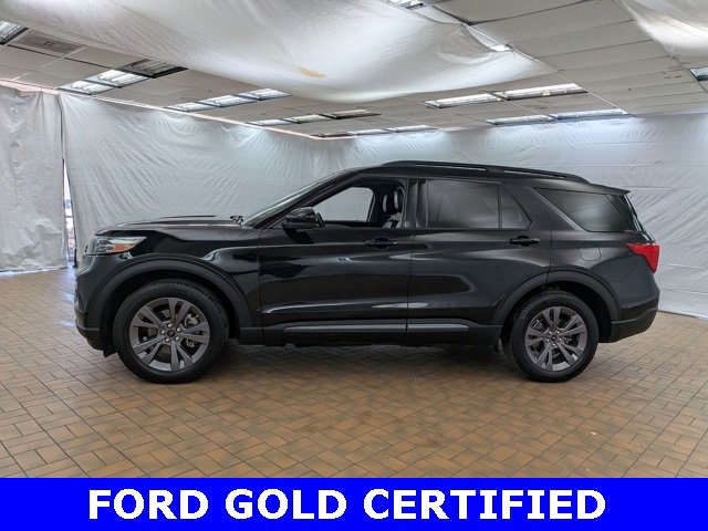 Certified 2022 Ford Explorer XLT w/ Equipment Group 202A image 4