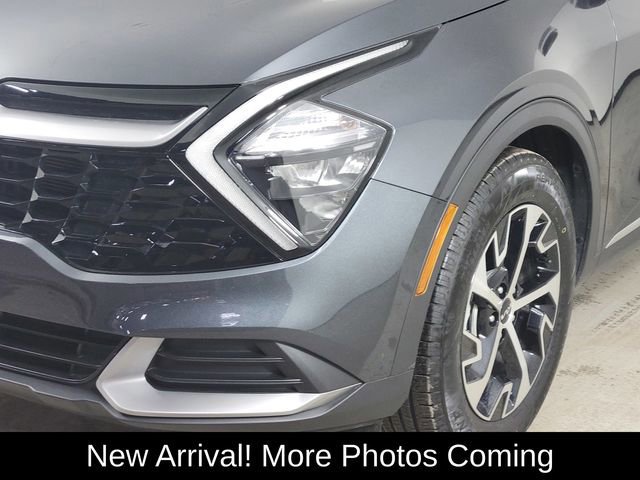 Used 2023 Kia Sportage EX FWD image 9