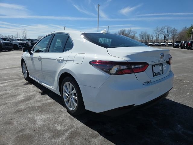 Used 2024 Toyota Camry LE video 2
