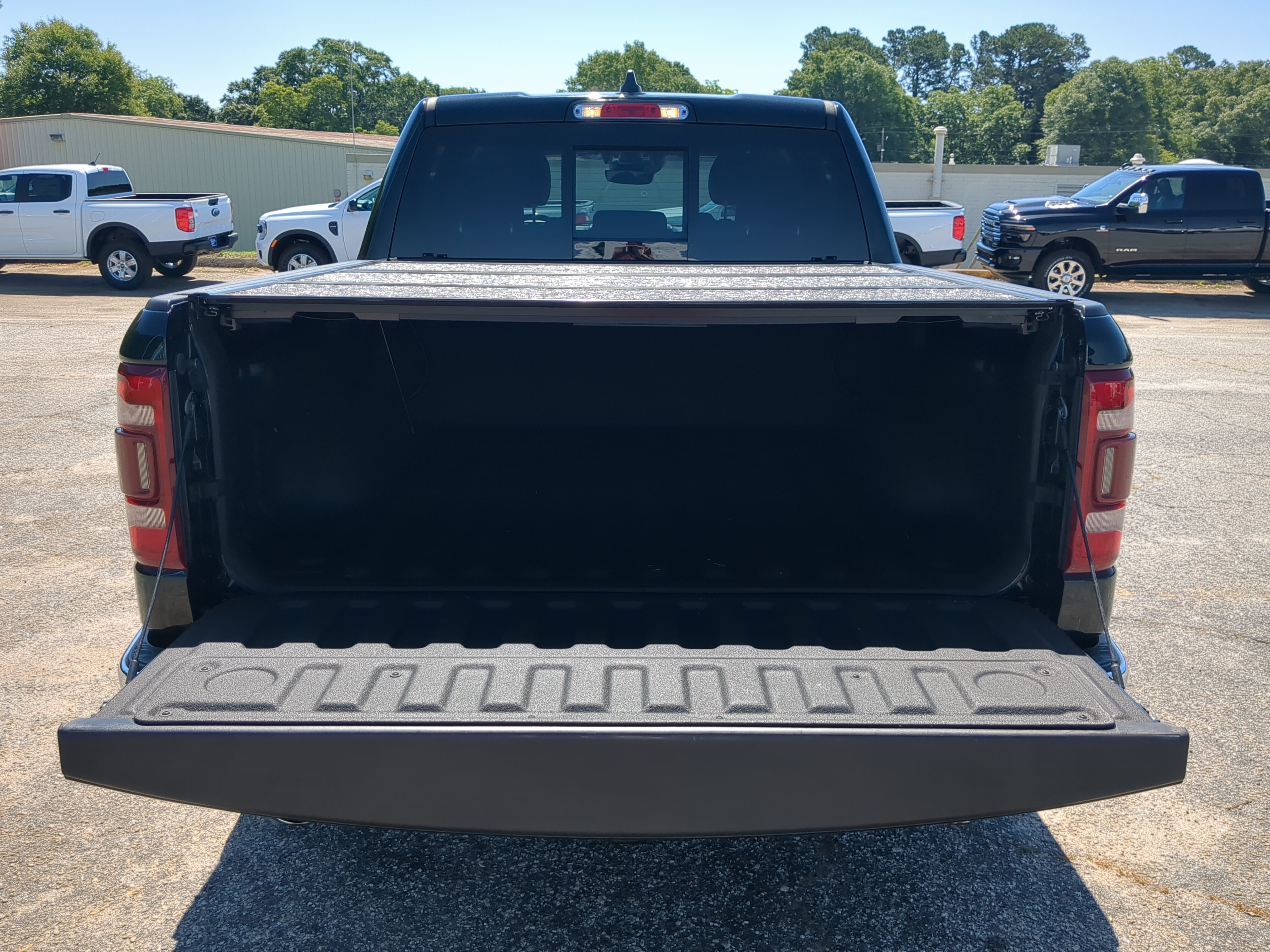Used 2020 RAM 1500 Limited RWD image 11