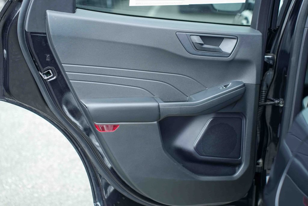 Certified 2023 Ford Escape Active AWD/4WD image 19