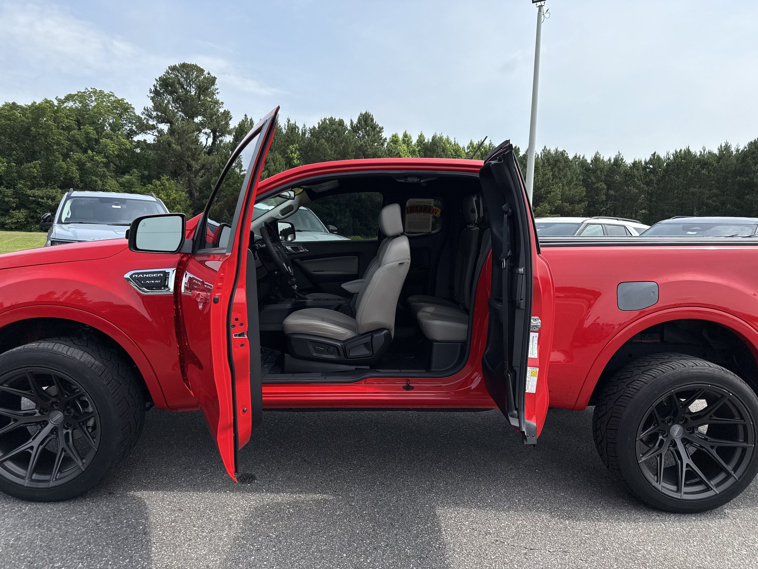 Certified 2022 Ford Ranger Lariat RWD image 16