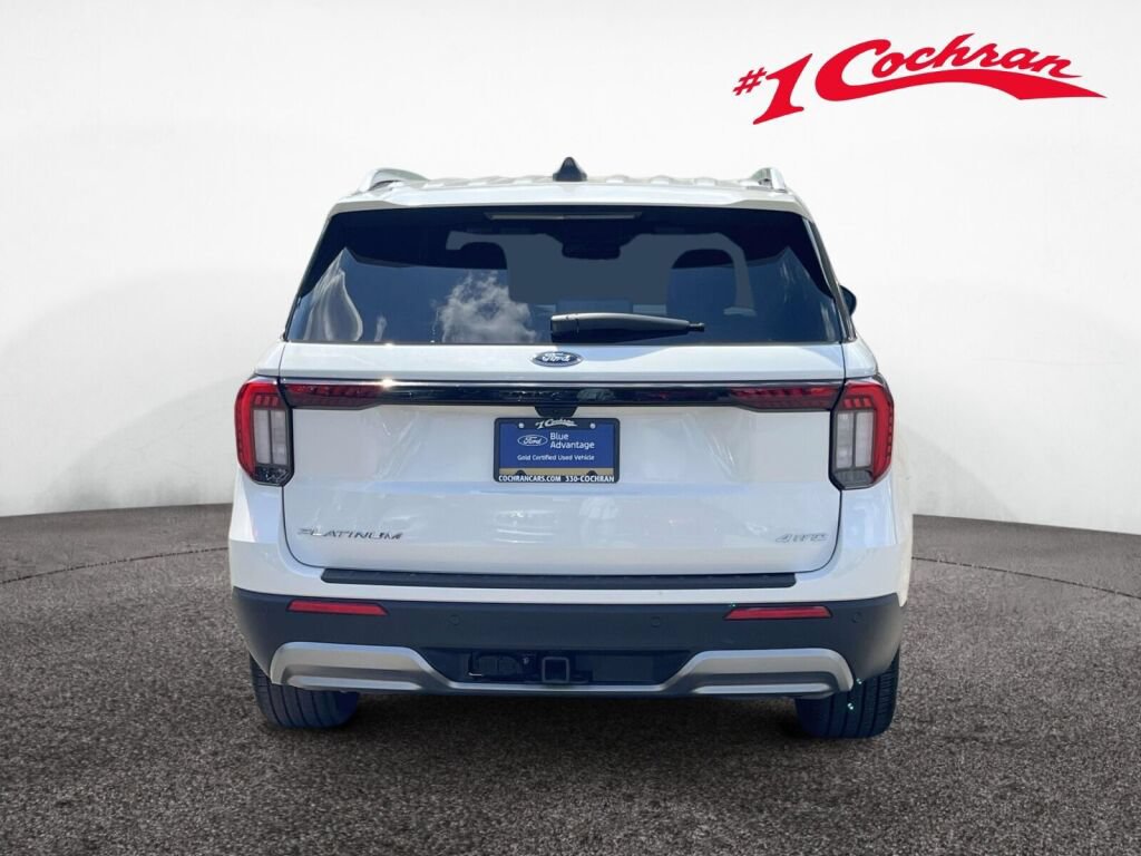 Certified 2025 Ford Explorer Platinum w/ LUX Leather Package AWD/4WD image 9
