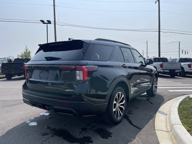 Certified 2026 Ford Explorer ST-Line AWD/4WD image 5