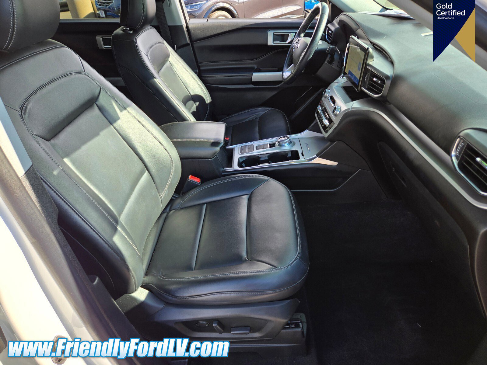 Certified 2021 Ford Explorer XLT w/ Equipment Group 202A image 16