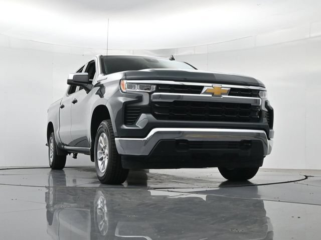 Used 2025 Chevrolet Silverado 1500 LT AWD/4WD image 38