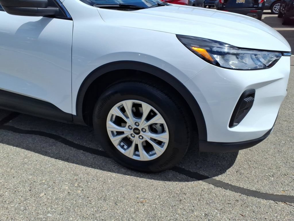 Certified 2023 Ford Escape Active AWD/4WD image 5
