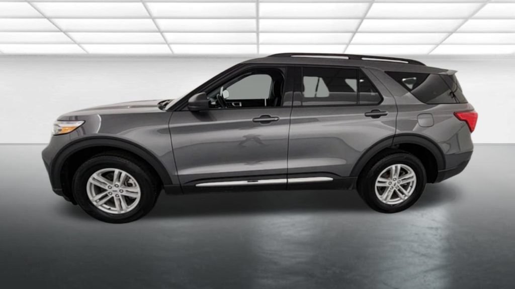 Certified 2024 Ford Explorer XLT AWD/4WD image 4