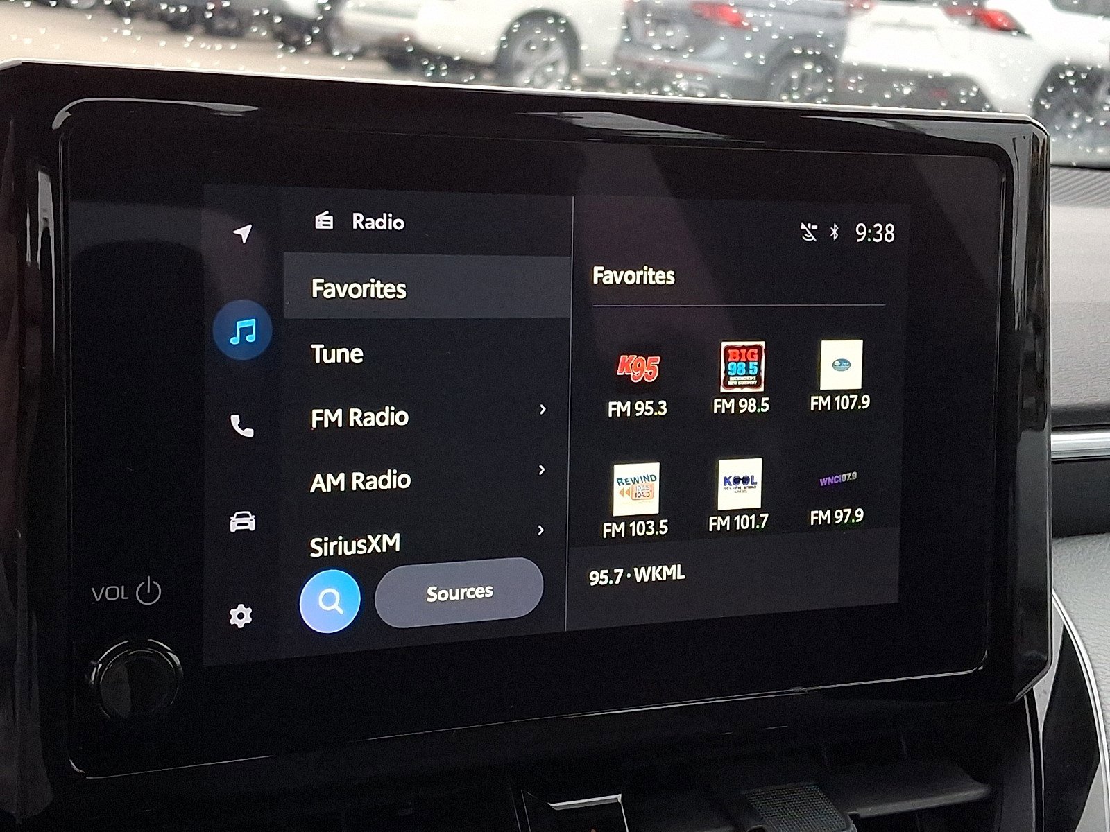 Used 2023 Toyota Corolla SE image 16