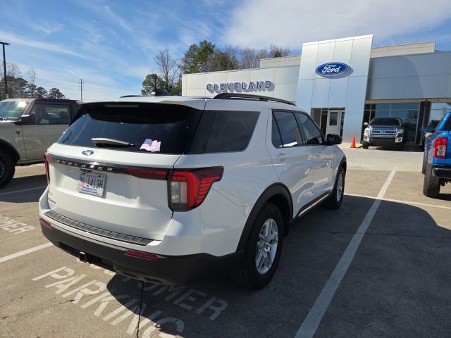 Certified 2025 Ford Explorer Active image 8