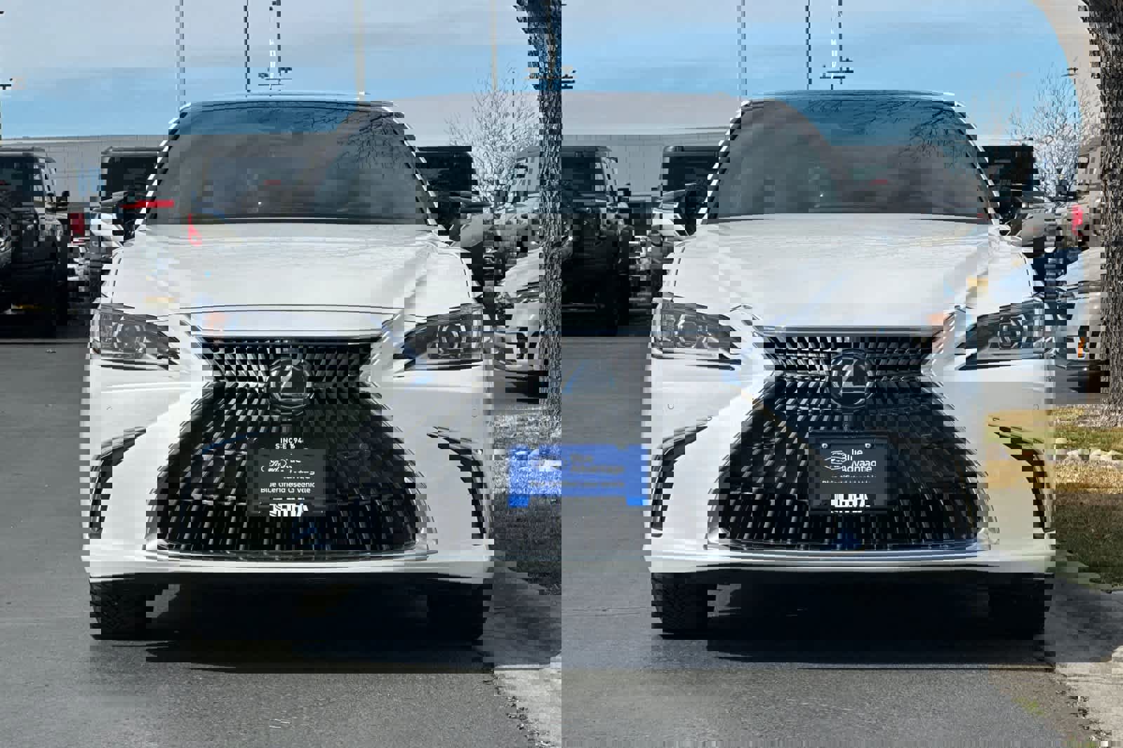 Used 2022 Lexus ES 350 w/ Accessory Package 2 image 8