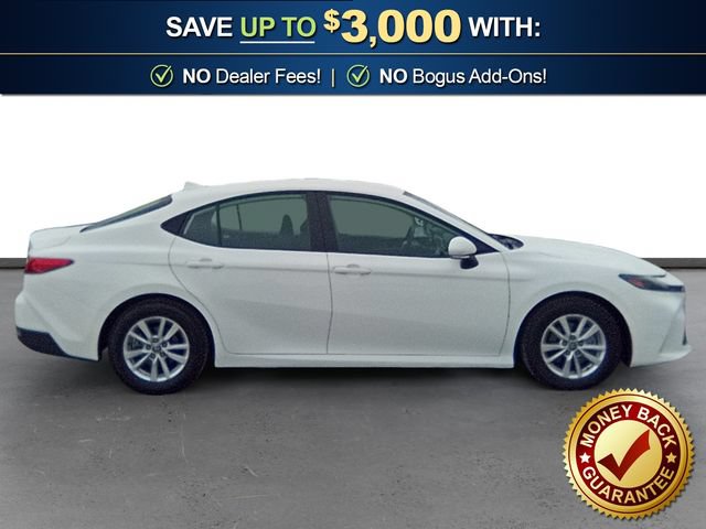 Used 2025 Toyota Camry LE FWD image 8
