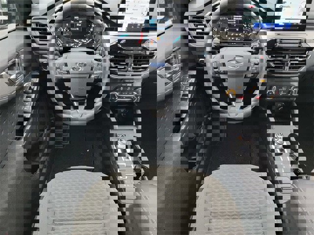 Certified 2020 Ford Escape SE image 31