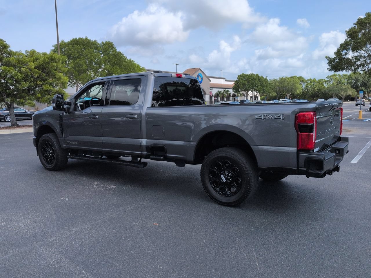 Certified 2025 Ford F350 XLT w/ Black Appearance Package AWD/4WD image 6