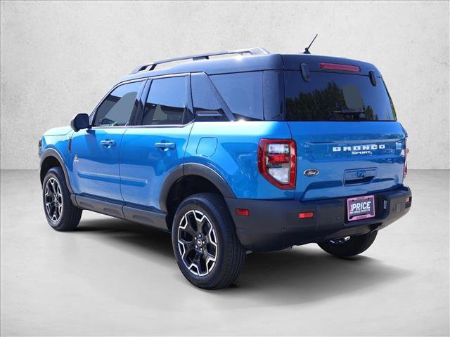 Certified 2025 Ford Bronco Sport Outer Banks w/ Outer Banks Tech Package+ AWD/4WD image 8