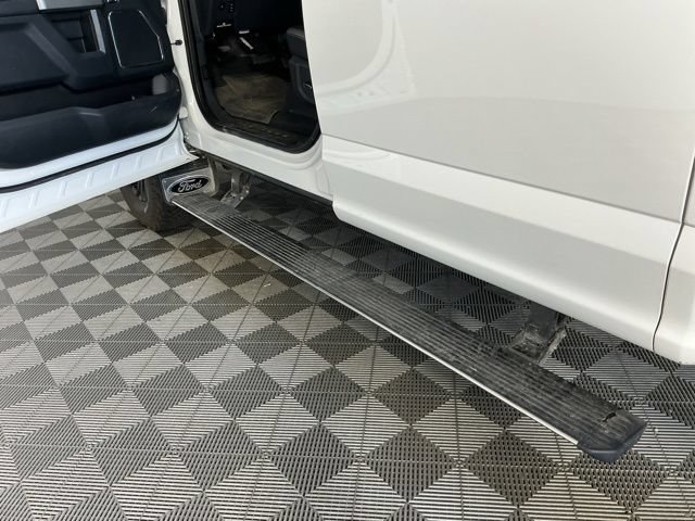 Certified 2022 Ford F350 Platinum w/ Tremor Off-Road Package AWD/4WD image 8