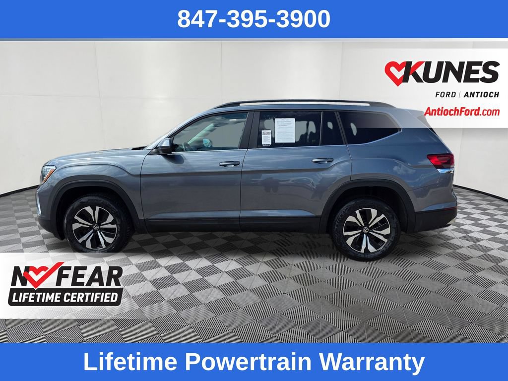 Used 2024 Volkswagen Atlas SE AWD/4WD image 4