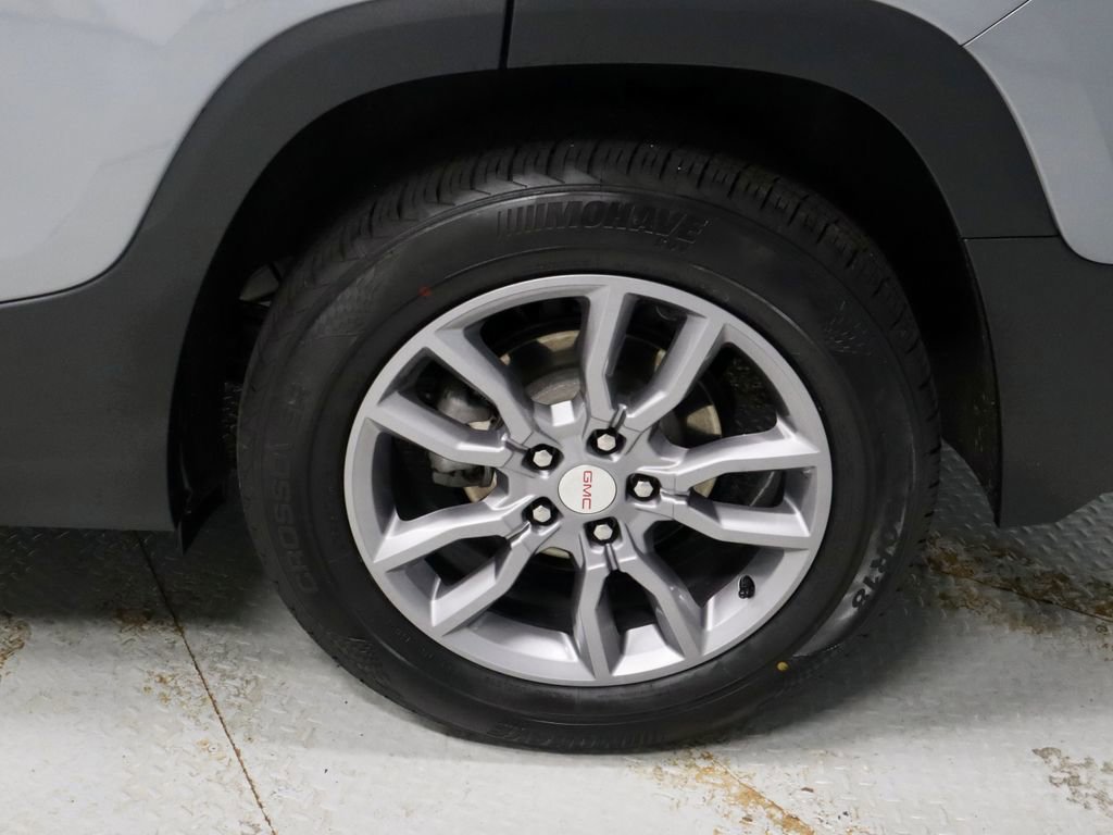 Used 2024 GMC Terrain SLT AWD/4WD image 18