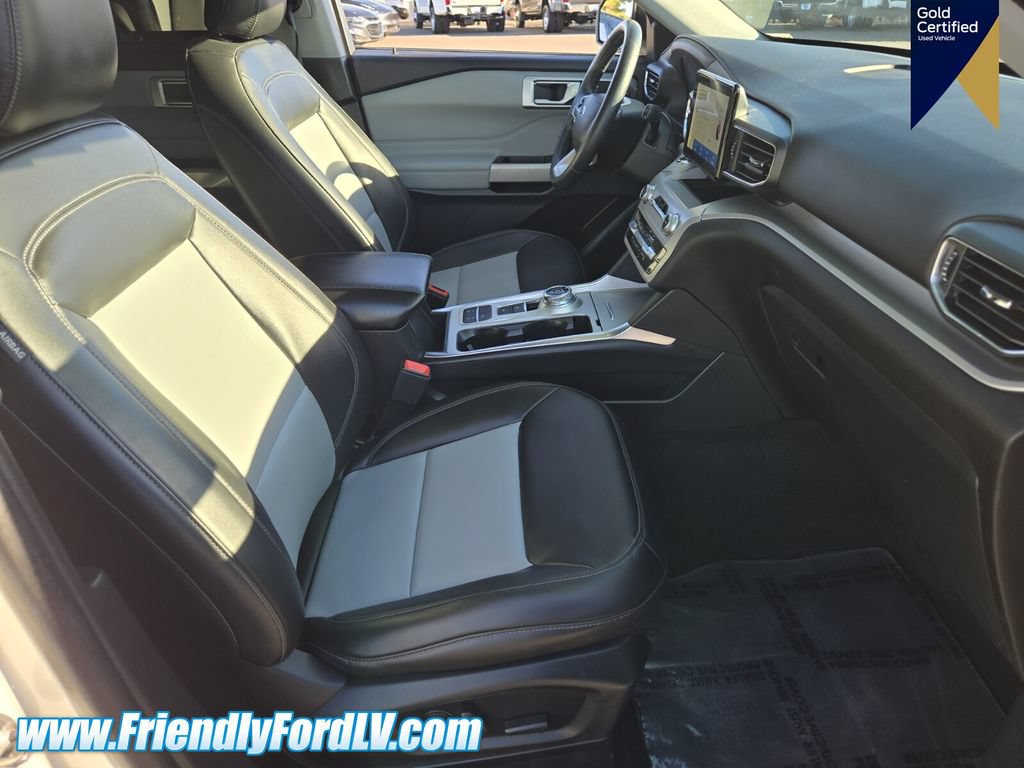 Certified 2023 Ford Explorer XLT w/ Equipment Group 202A RWD image 14