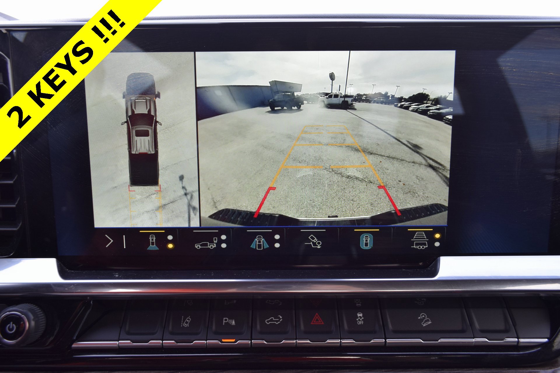 Used 2025 Chevrolet Silverado 2500 LT w/ Texas Edition image 5