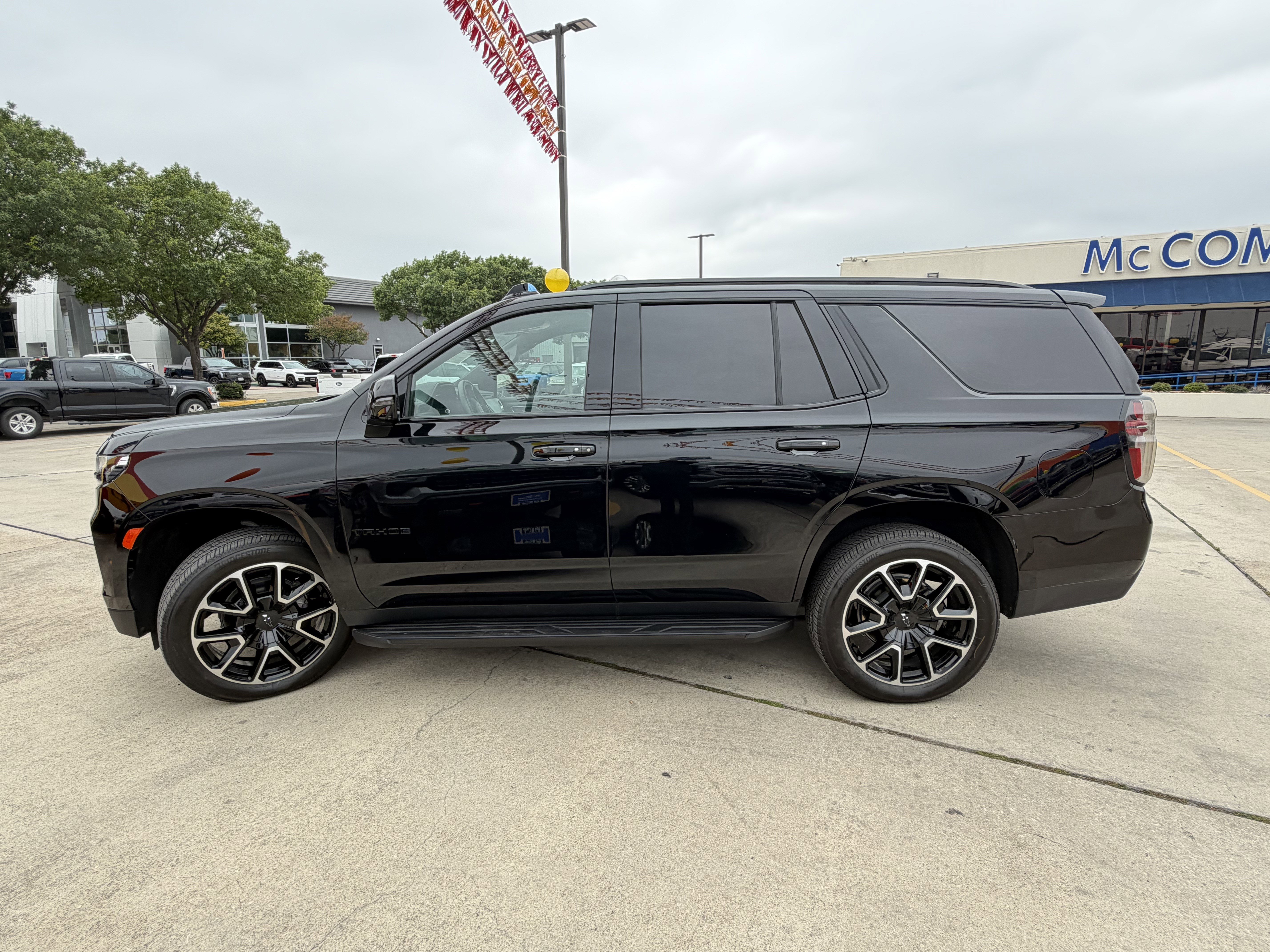 Used 2023 Chevrolet Tahoe RST w/ Luxury Package RWD image 11