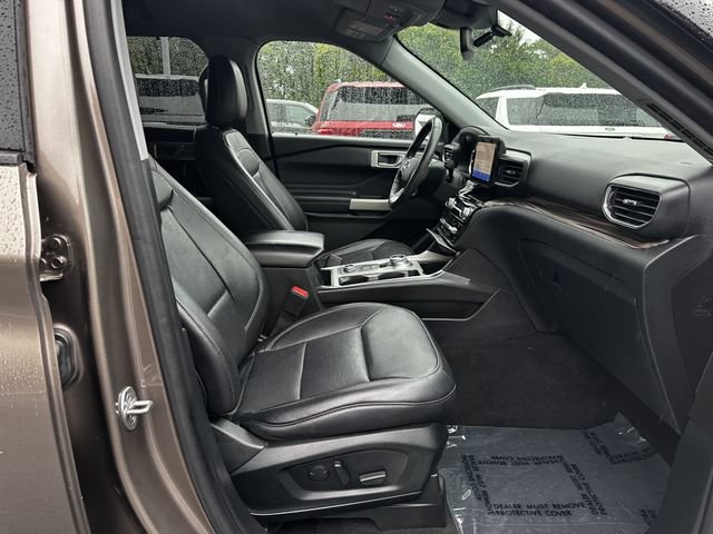 Certified 2021 Ford Explorer Limited w/ Equipment Group 301A AWD/4WD image 33