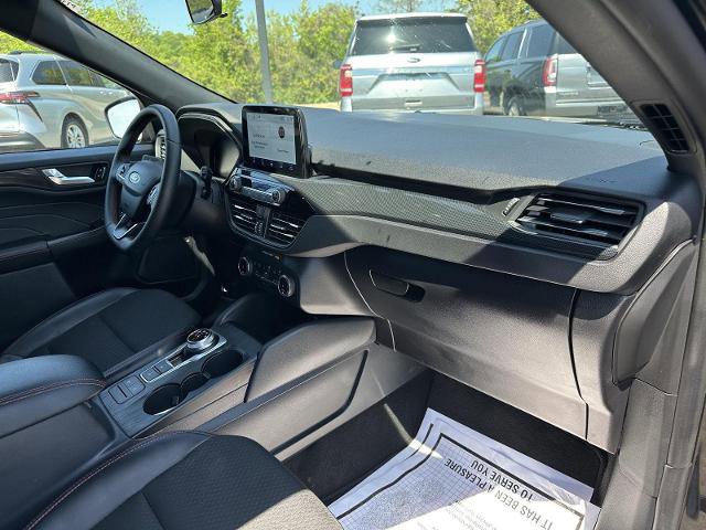 Certified 2025 Ford Escape ST-Line AWD/4WD image 19