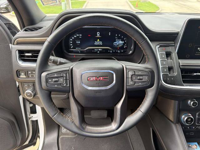 Used 2024 GMC Yukon AT4 AWD/4WD image 25