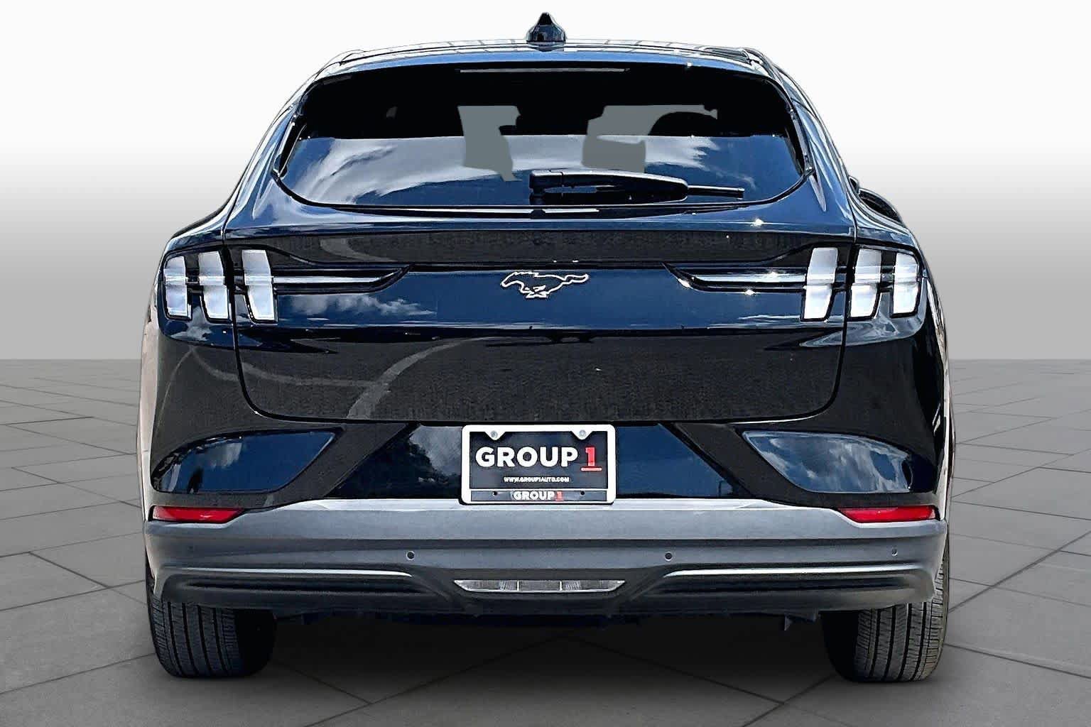 Certified 2025 Ford Mustang Mach-E Premium AWD/4WD image 4