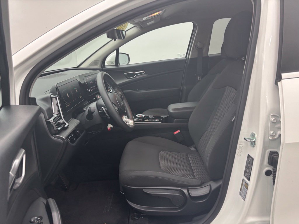 Used 2023 Kia Sportage LX AWD/4WD image 22