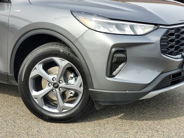 Certified 2025 Ford Escape ST-Line image 6