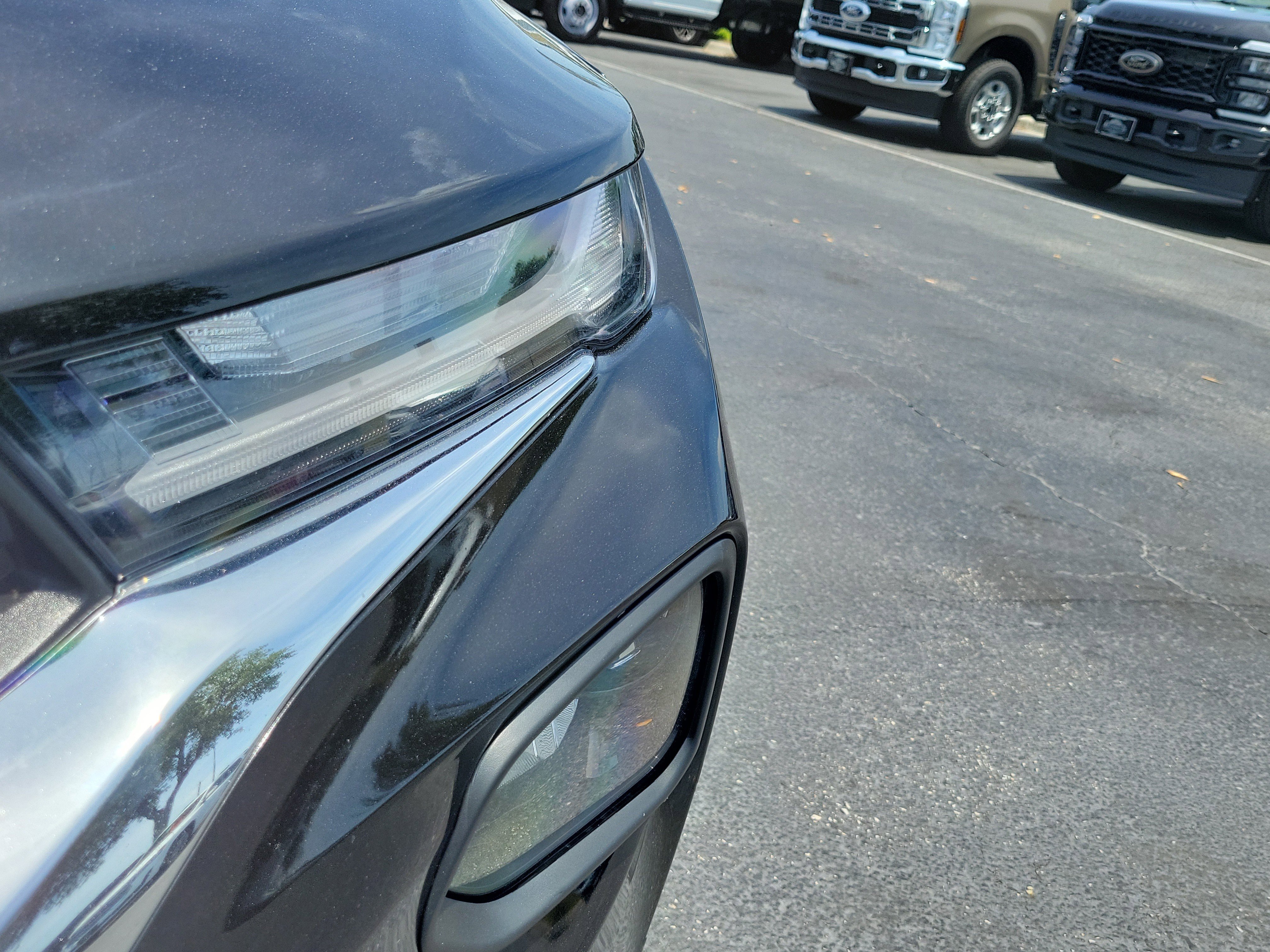 Used 2023 Chevrolet TrailBlazer LT FWD image 4