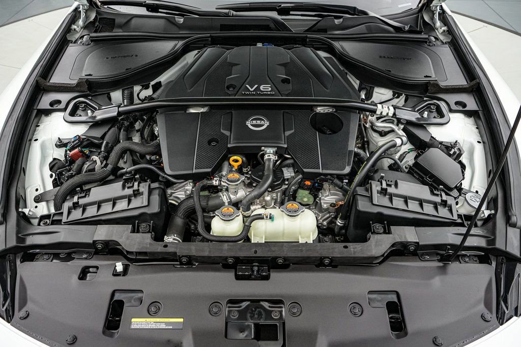 Used 2024 Nissan Z Sport w/ Floor Mat Package image 14