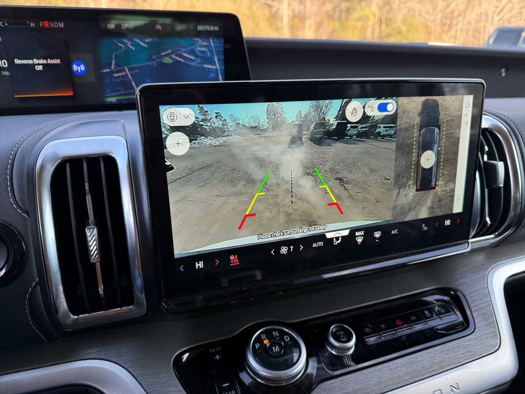 Certified 2025 Ford Expedition Max Platinum image 24