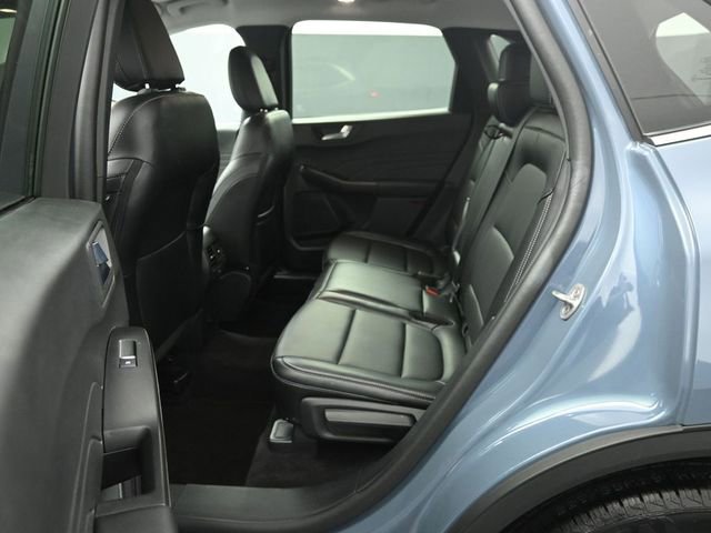 Certified 2025 Ford Escape Platinum AWD/4WD image 36