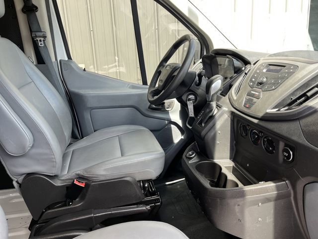 Certified 2017 Ford Transit 250 148 Low Roof RWD image 33